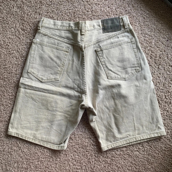 Vintage Silver Jeans Cream Denim Shorts - size 30 - Picture 1 of 5